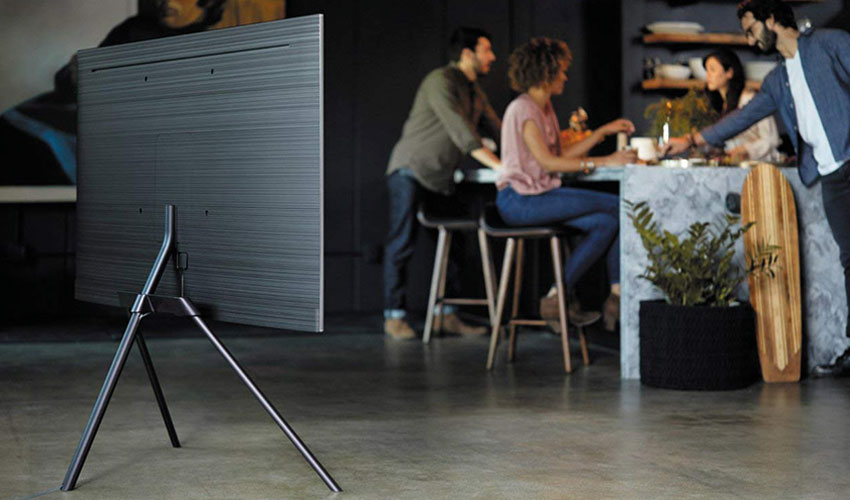 Samsung GQ65Q7FN 4K HDR QLED TV | Link zur Staffelei - Bild Klick!